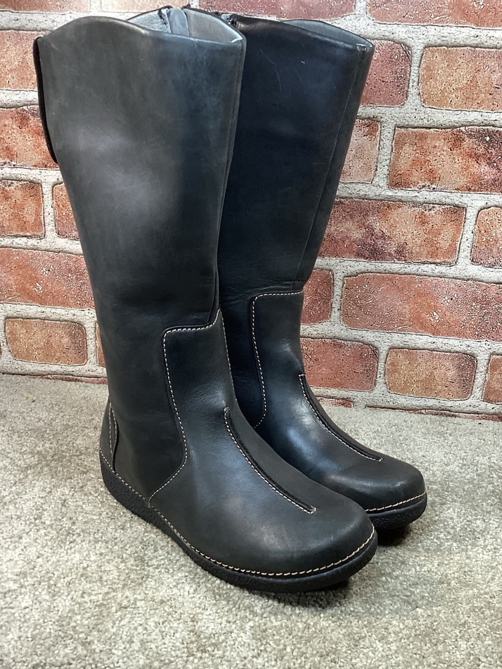 Duluth Trading Company Andina women’s black mid calf tall boots size 6.5